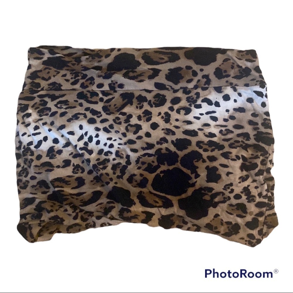 Body Central Leopard Print Skirt Large